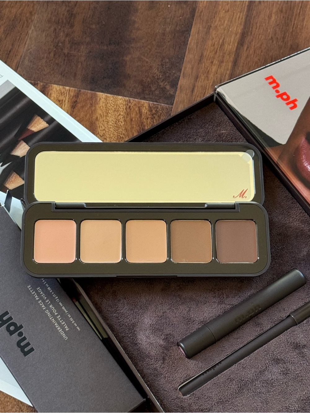 MPH MEDIUM shade underpainting with one lippie and lip liner • check photos - Picture 9 of 16